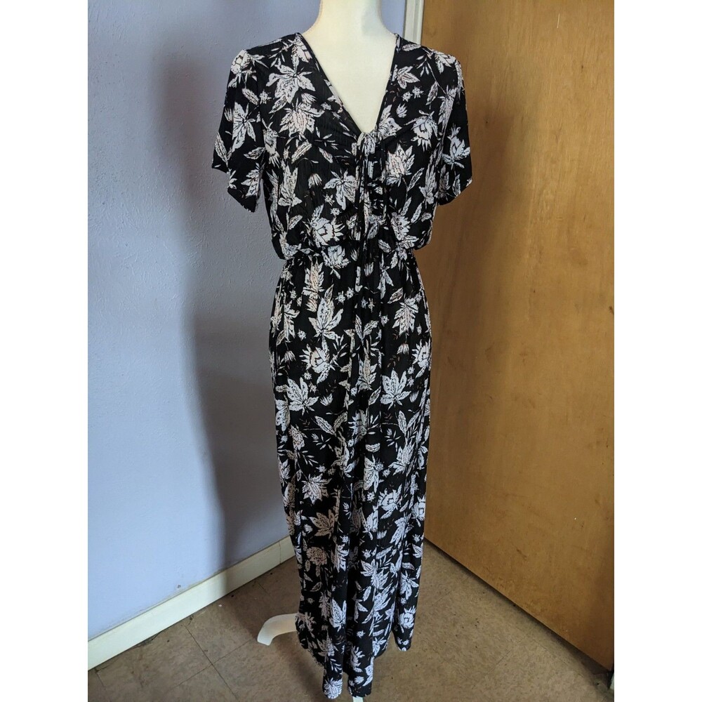 Seven Islands Woman's NWT Whimsigoth Elegant Dark Floral Maxi Dress Size Large